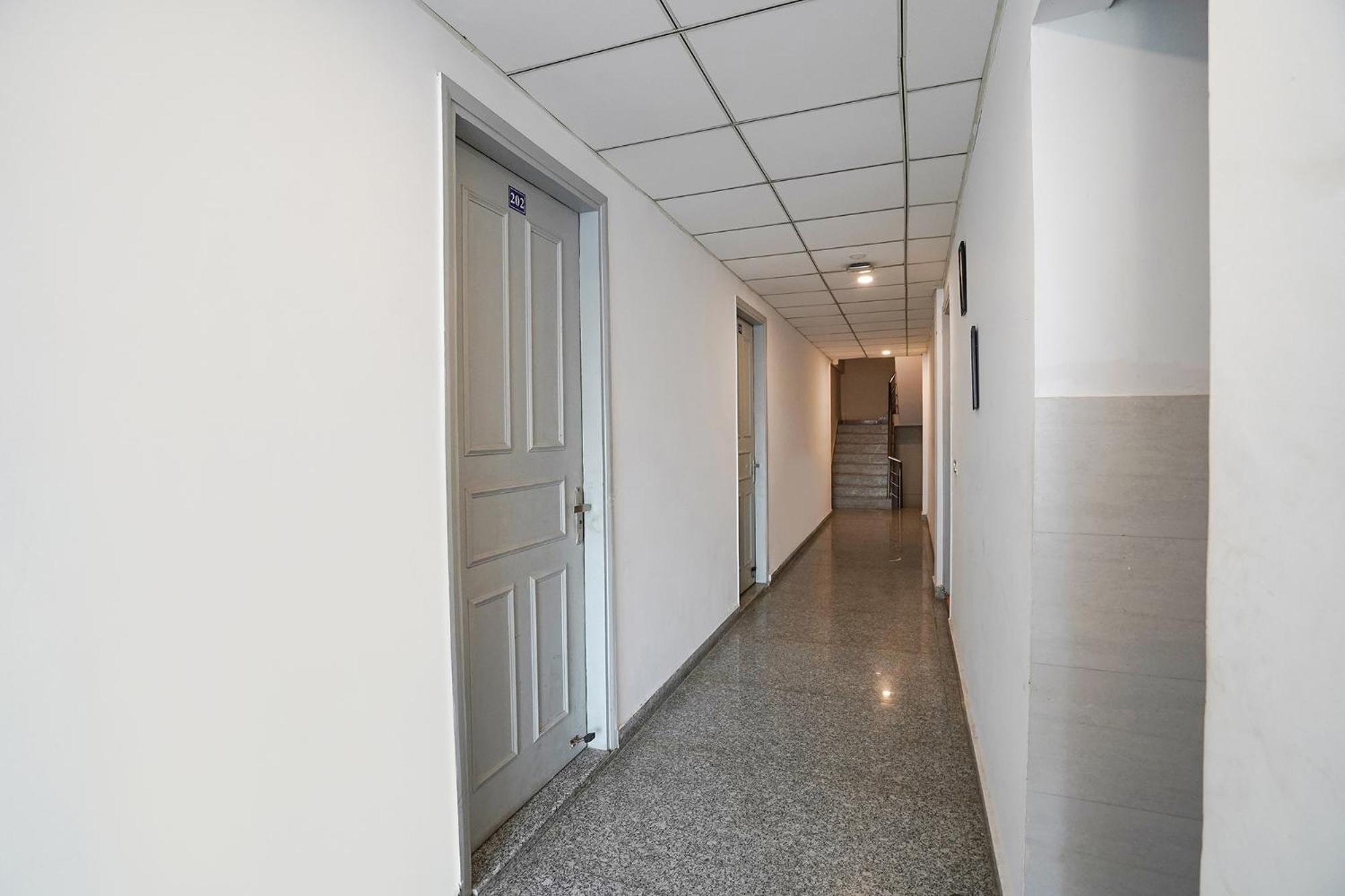 Fabhotel Prime Culture Noida Exterior foto